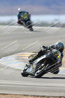 media/Dec-08-2024-CVMA (Sun) [[267e5a7075]]/Race 4-Amateur Supersport Middleweight/